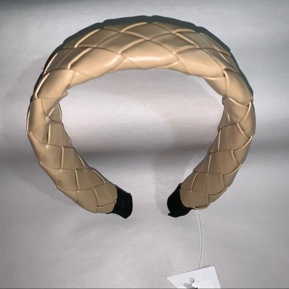 Neiman Marcus | Accessories | Nwt Shashi X Neiman Marcus 